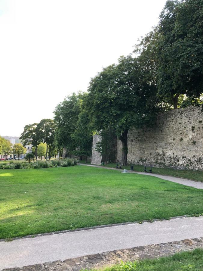 شقة Face Aux Remparts بولون-سور-مير المظهر الخارجي الصورة